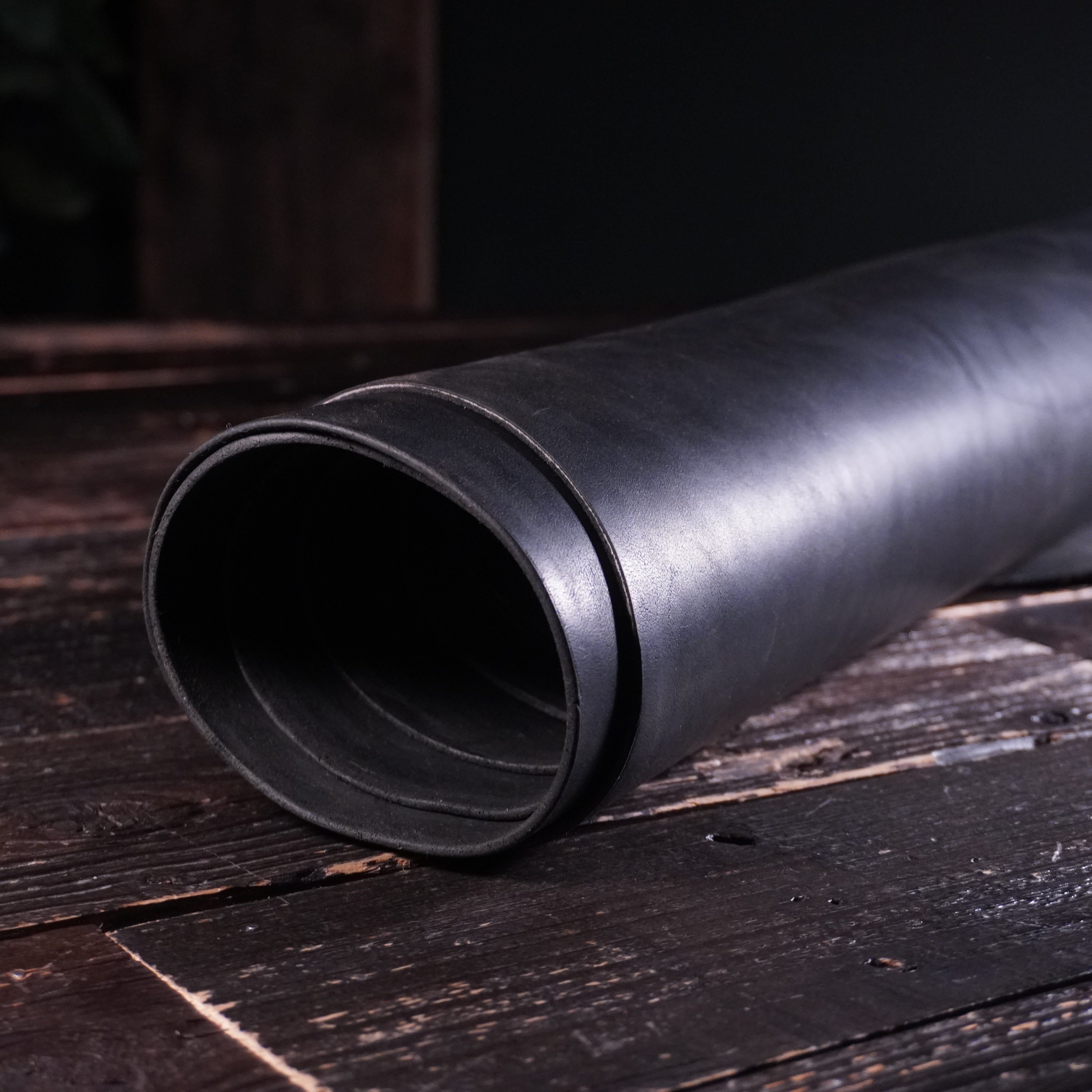 Horween - Gum Wax Black Nº.15