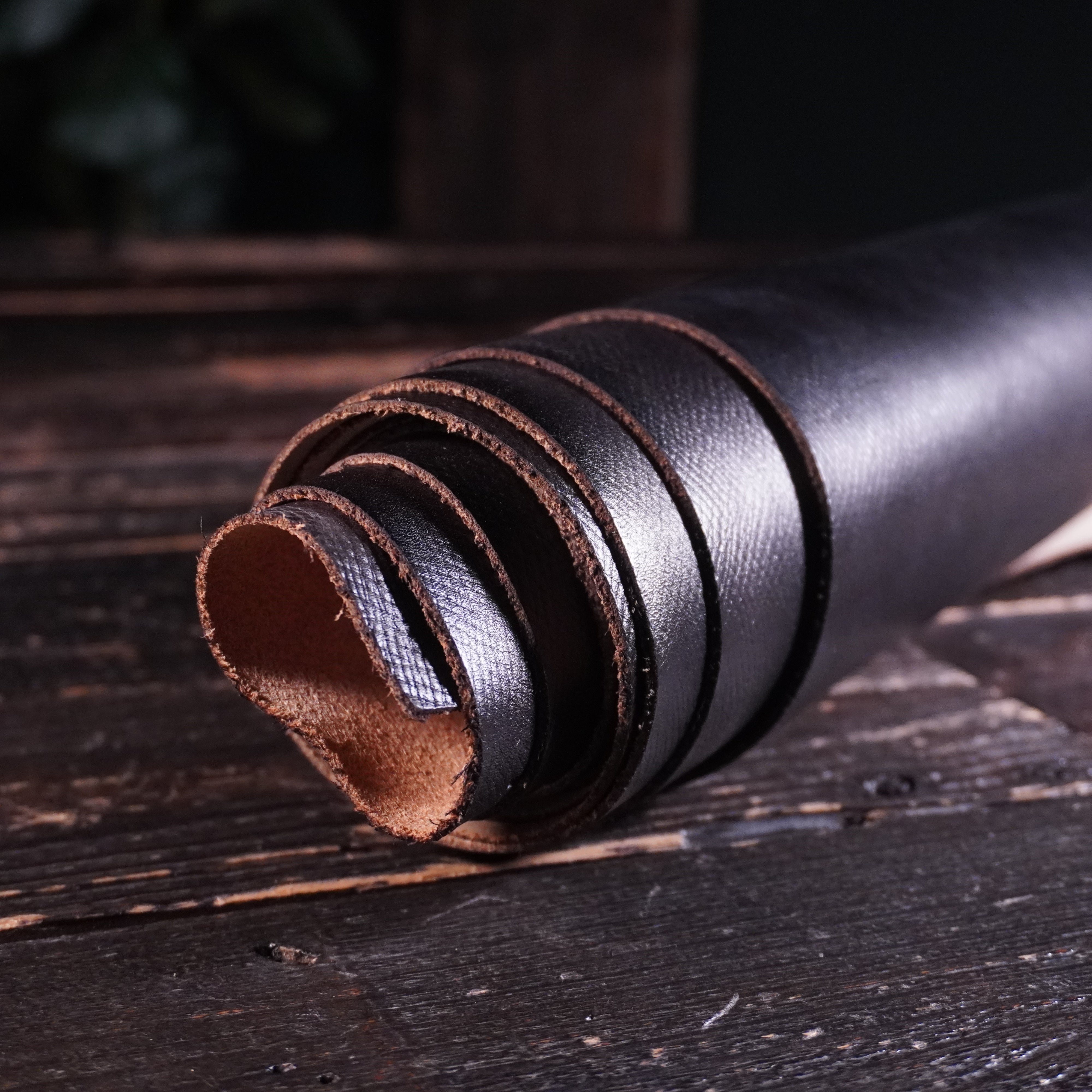 Horween - Windchester Black W/Print Nº.24