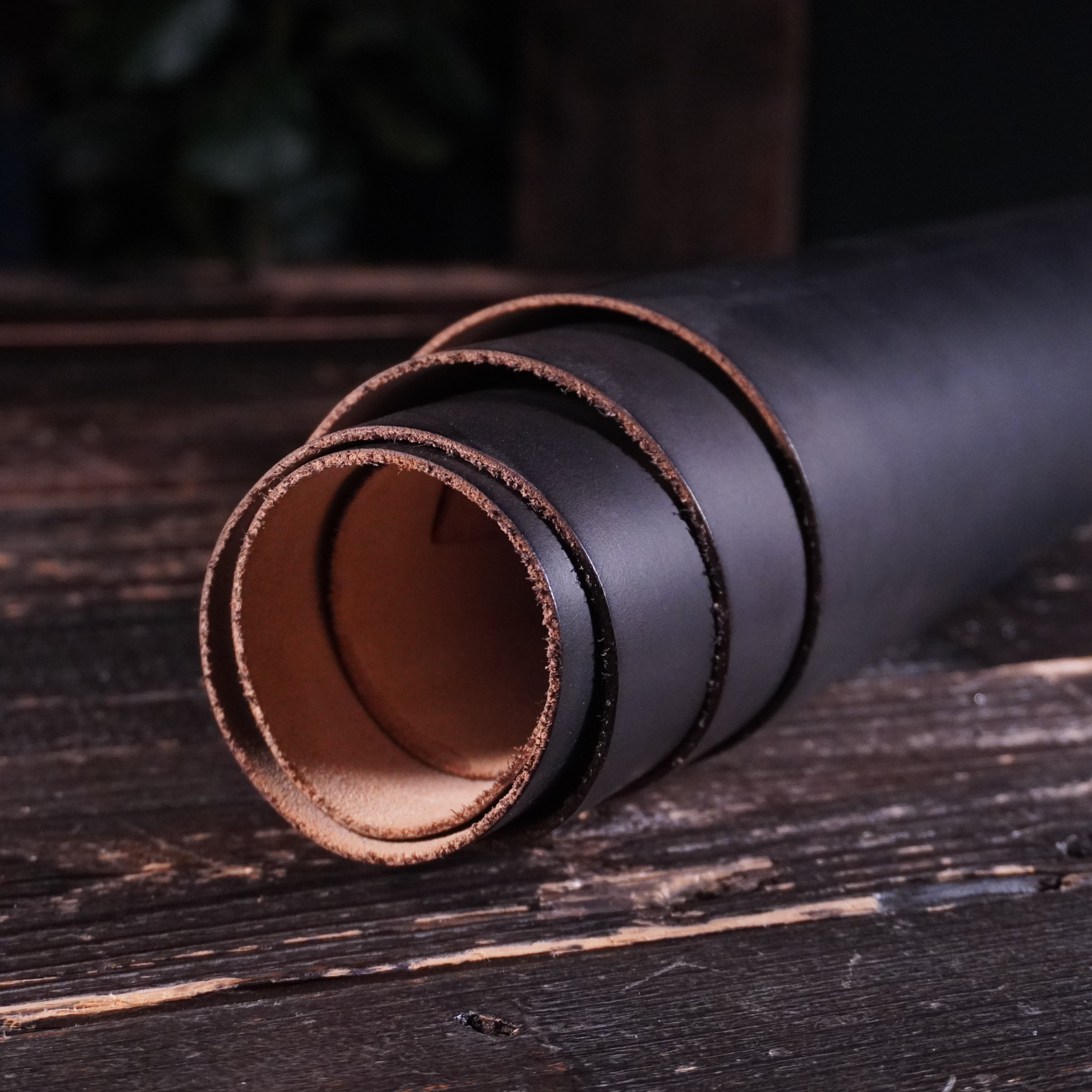 Horween - Black Top Brown Nº.15