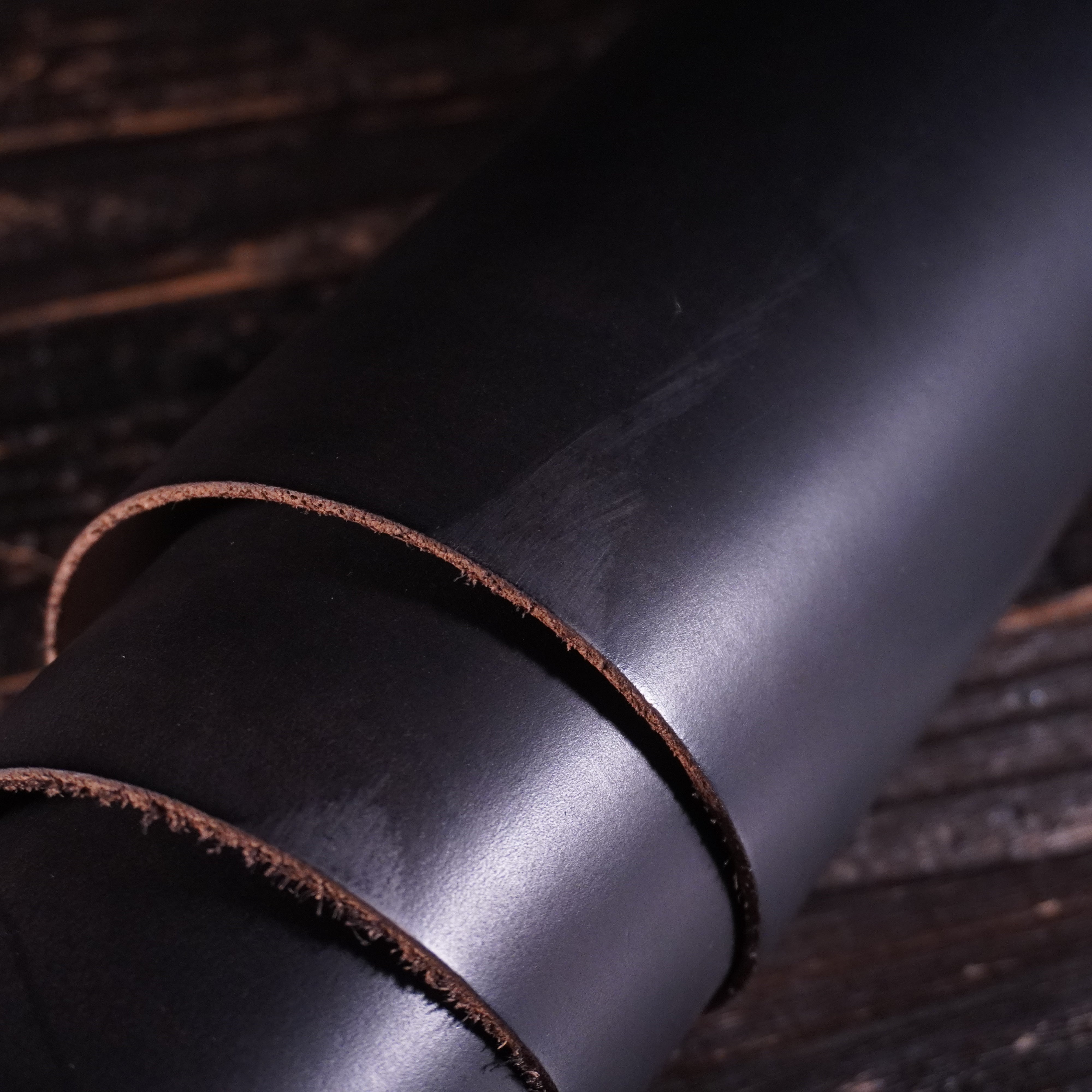 Horween - Black Top Brown Nº.15