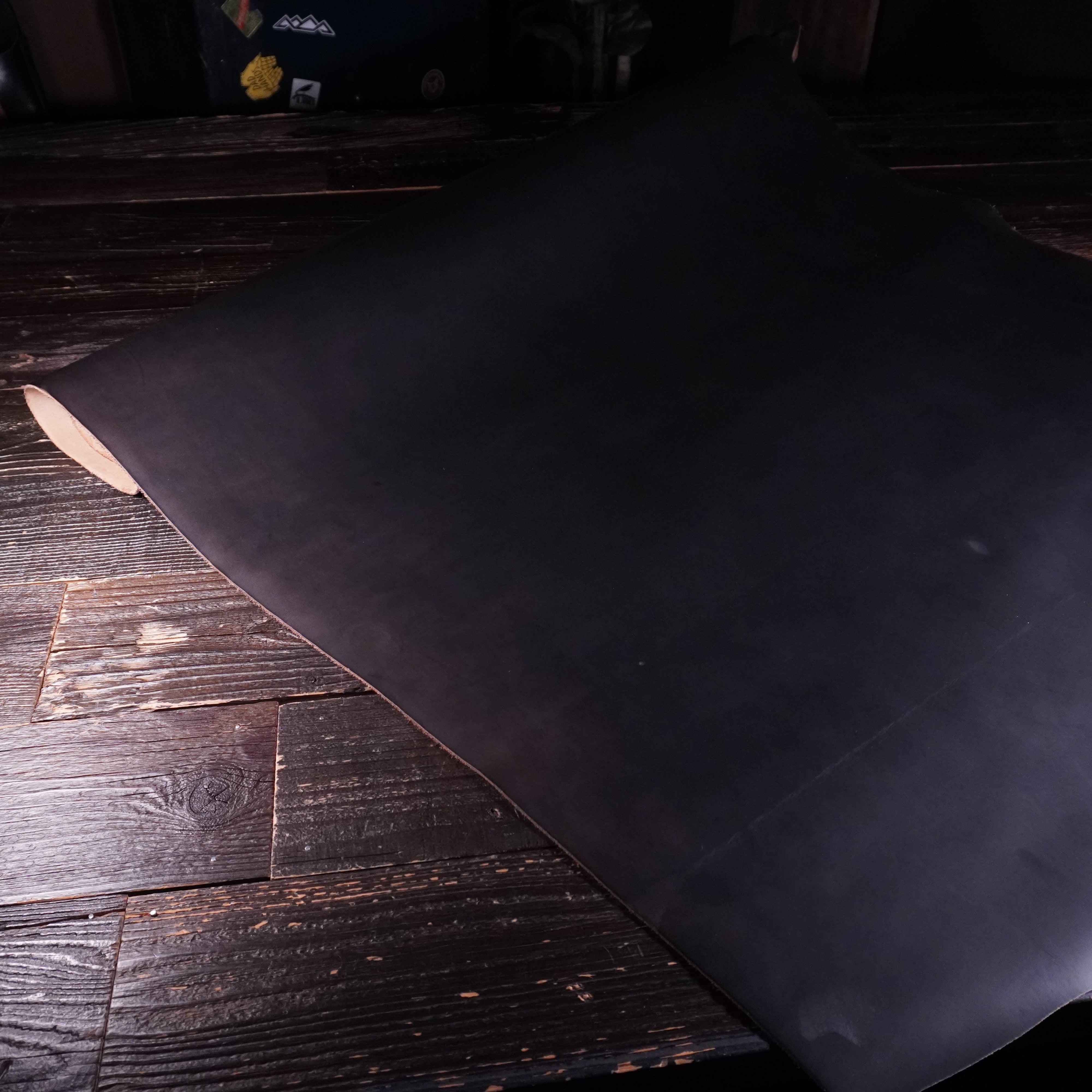 Horween - Black Top Brown Nº.15