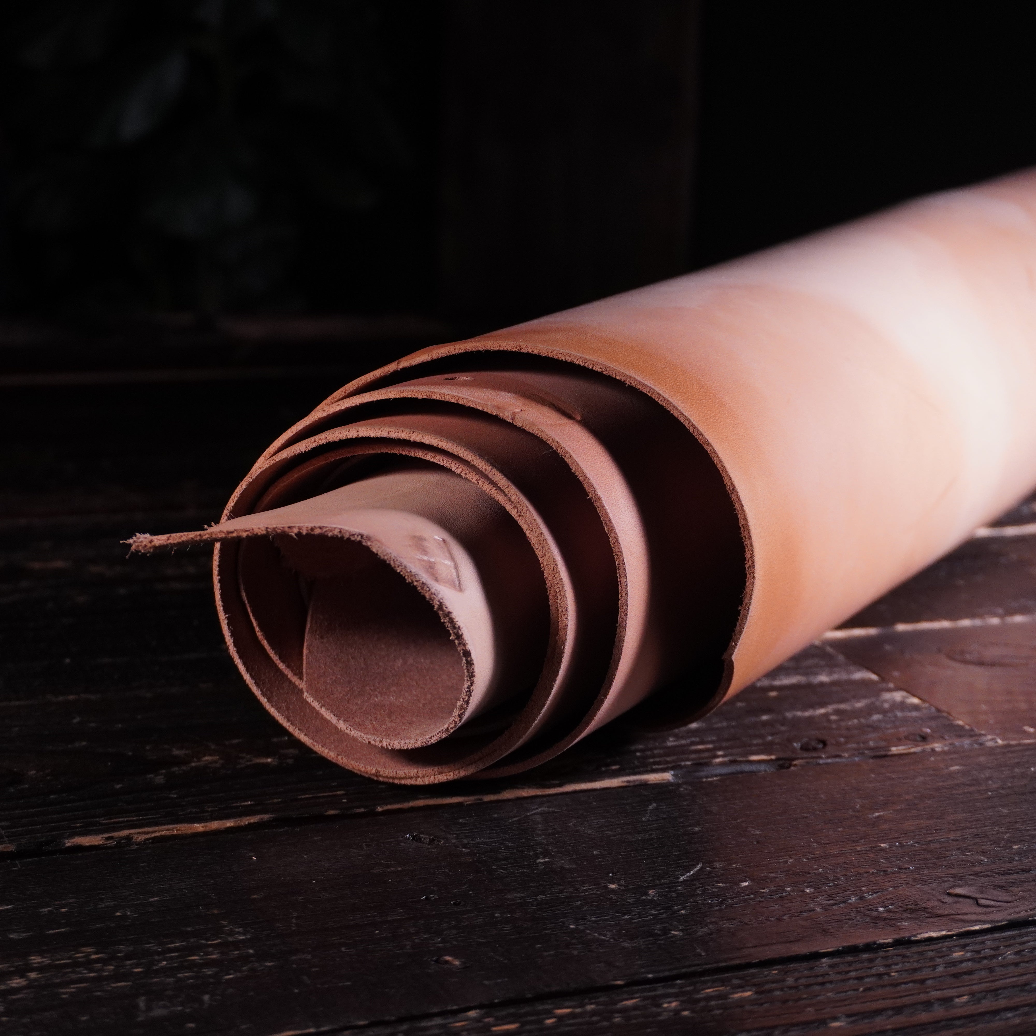 Wickett & Craig - Natural Veg Tan (Light Bleached) Nº.24