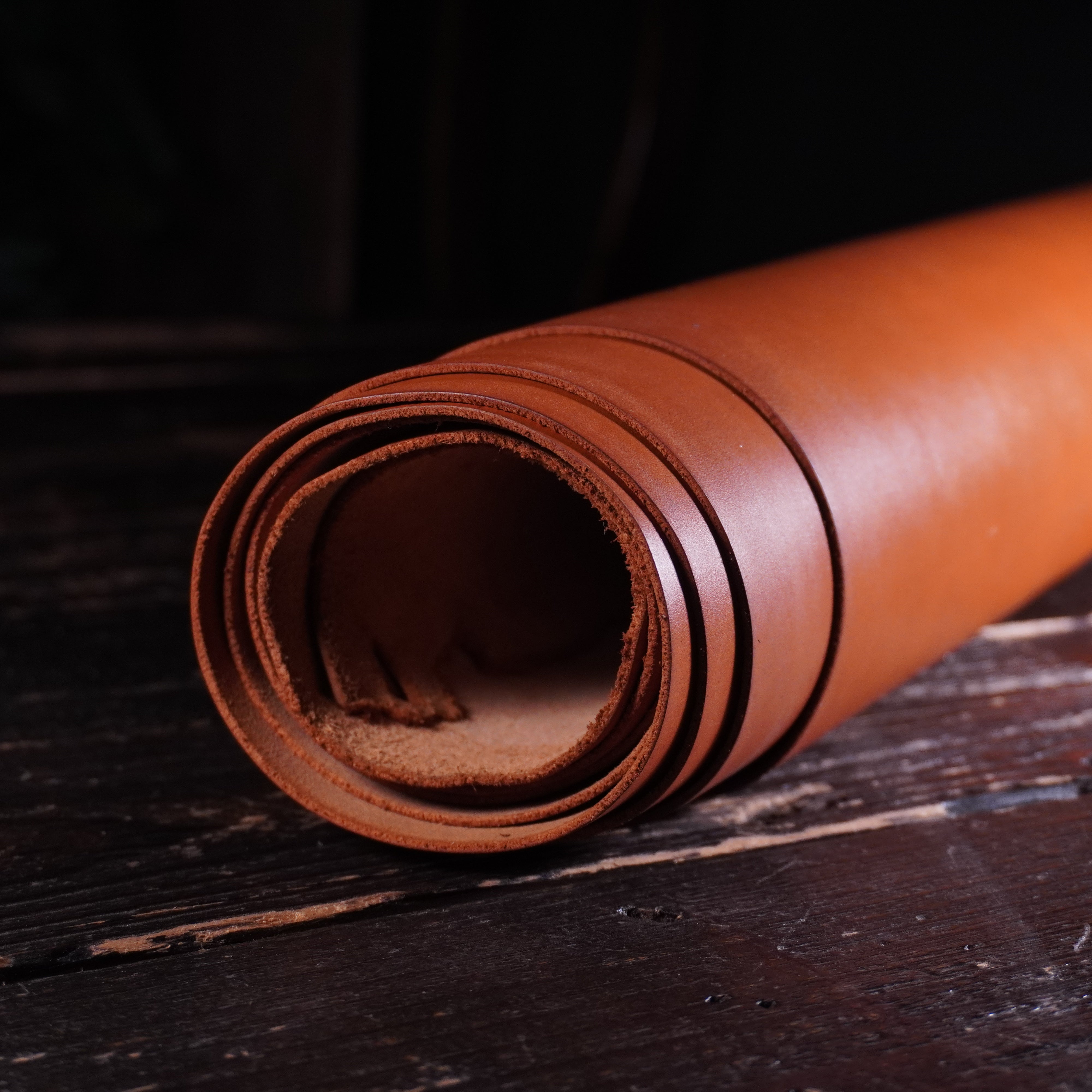 Horween - Burnt Orange Veg Nº.3