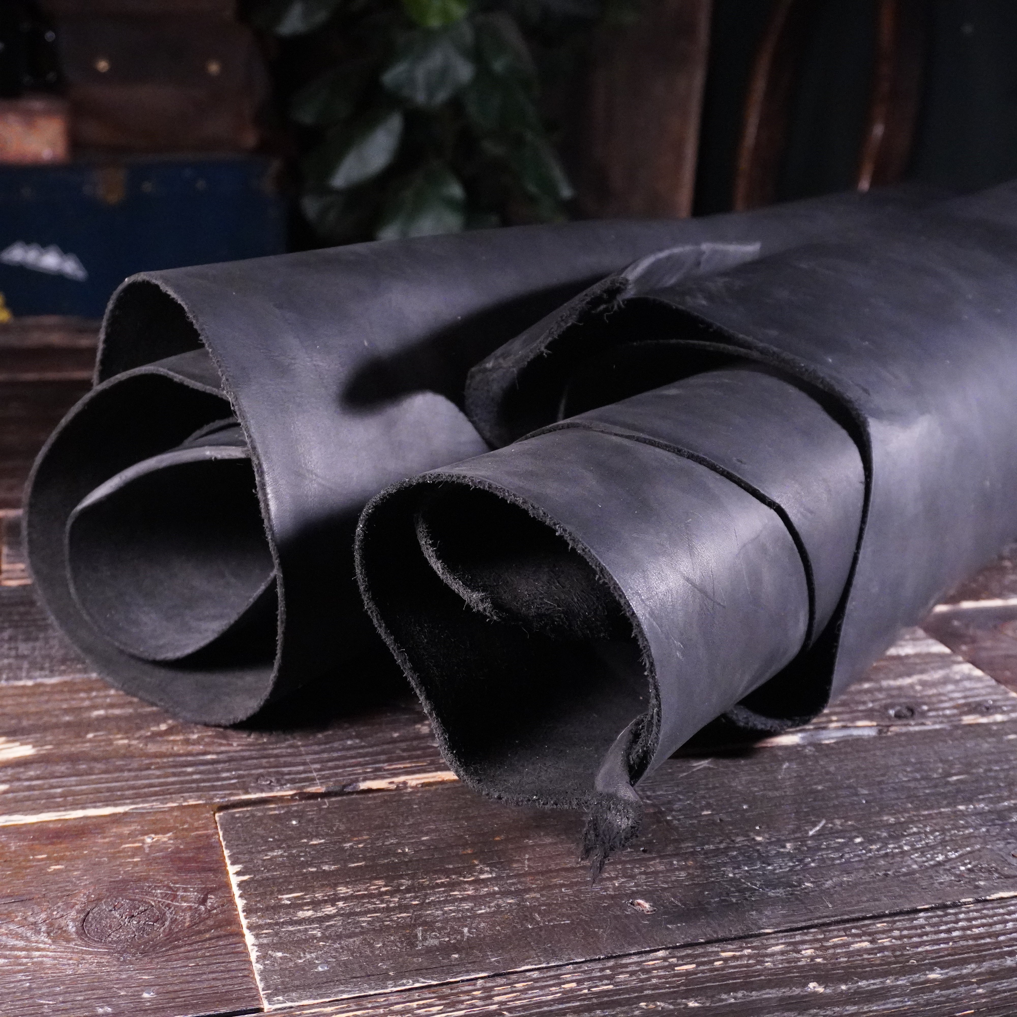 Unknown Tannery - Premium Black Nº.19