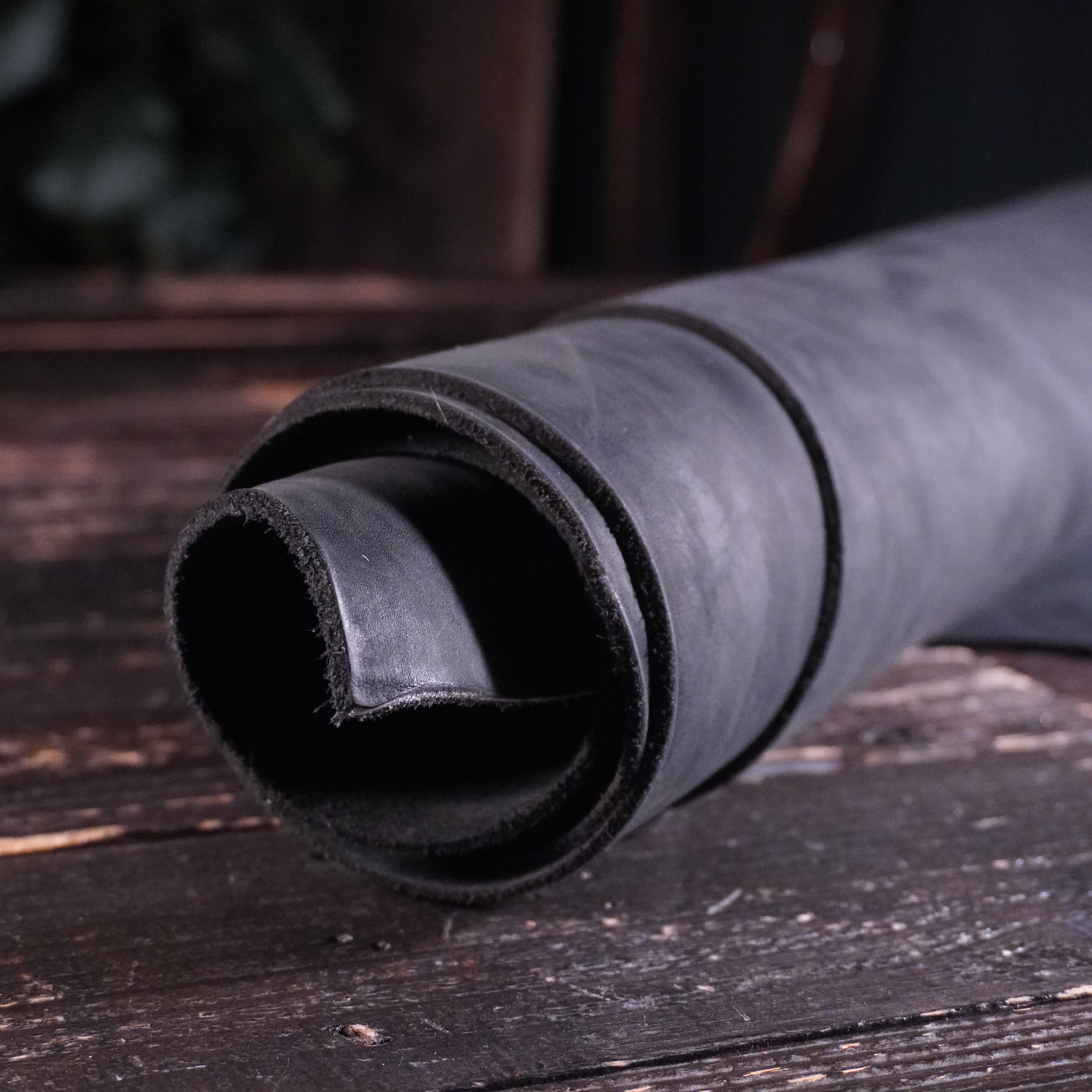 Horween - Olde Black Nº.4