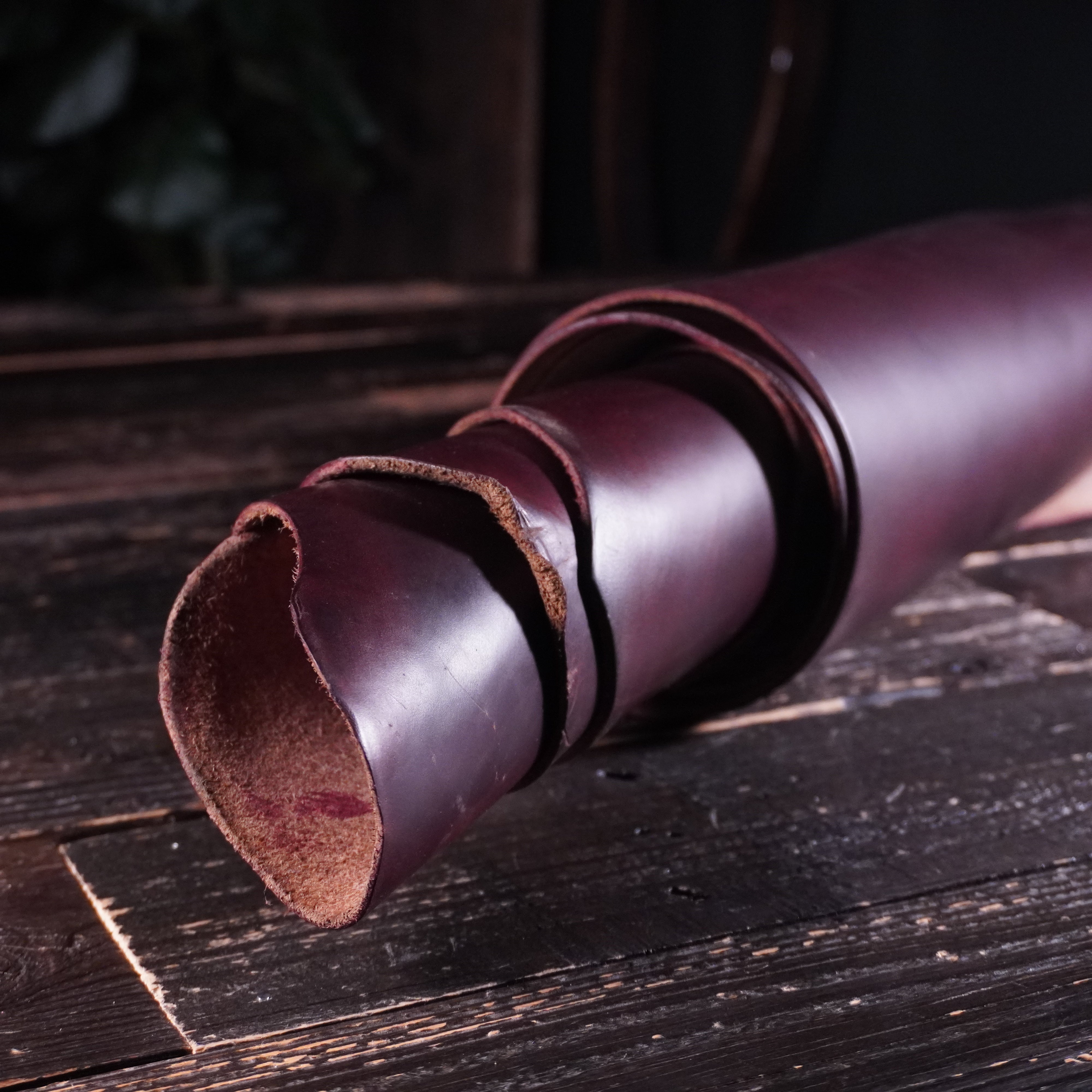 Horween - Burgundy Chromexcel Nº.23