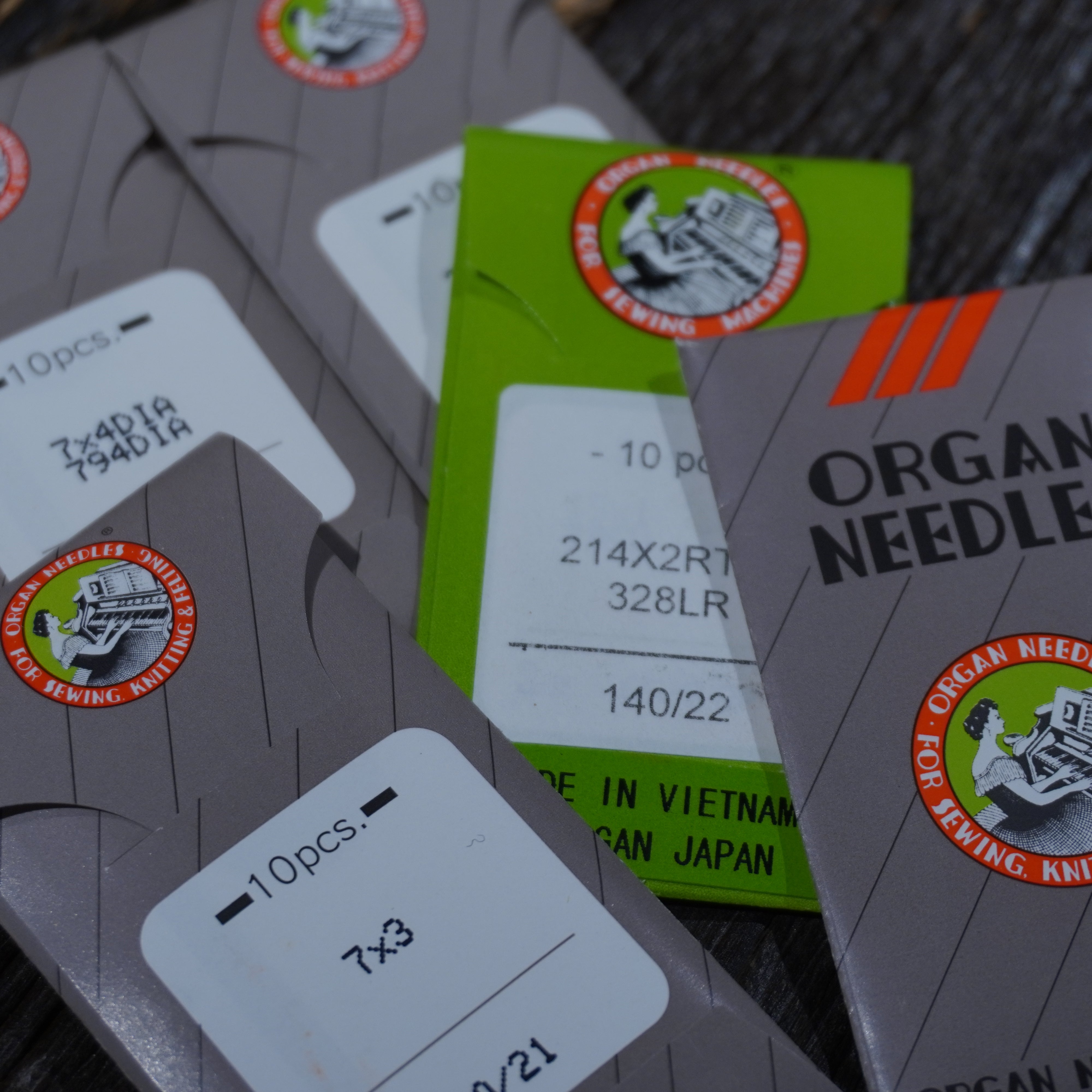 Machine Needles - Misc. 5 Books Nº.24