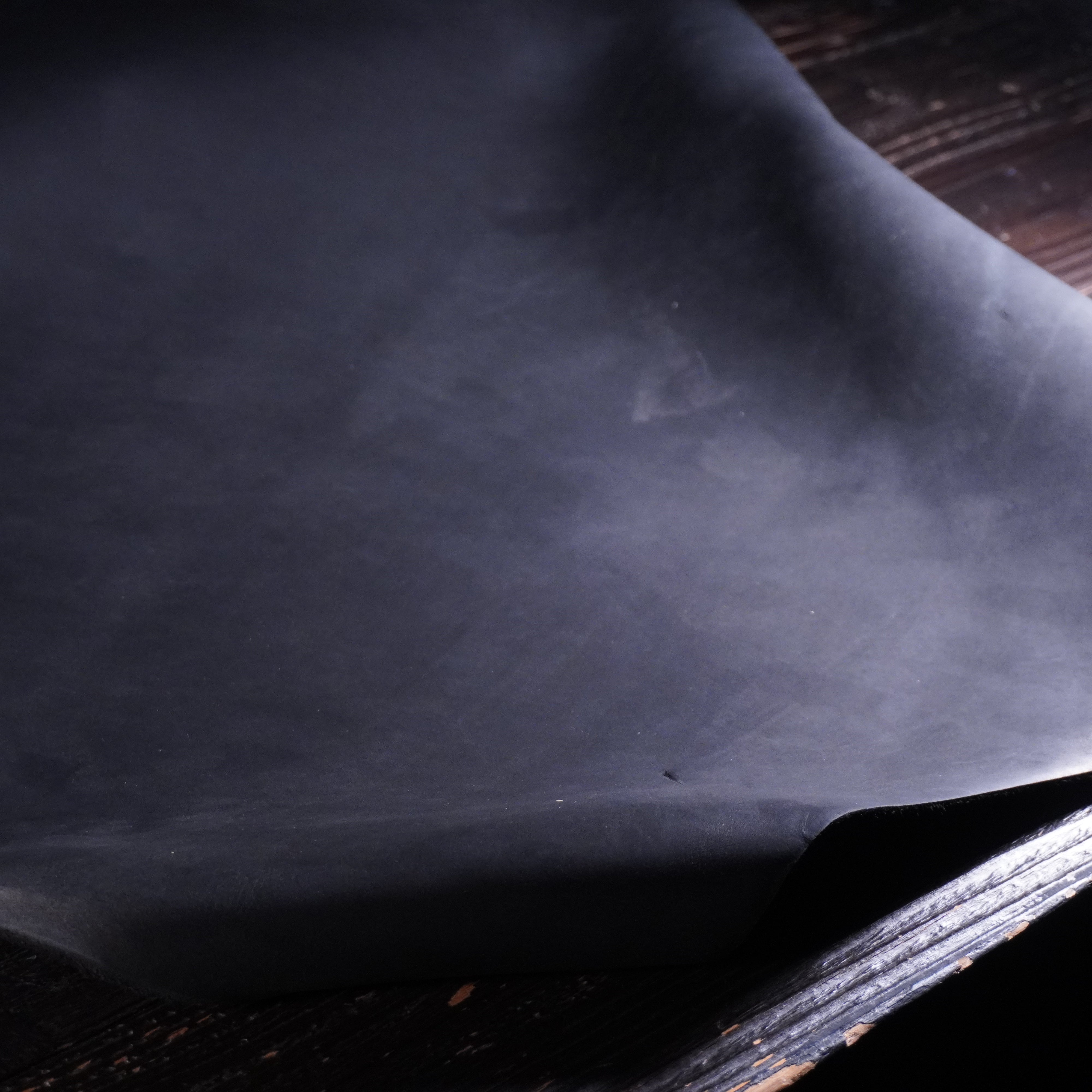 Horween - Oak Black Nº.3