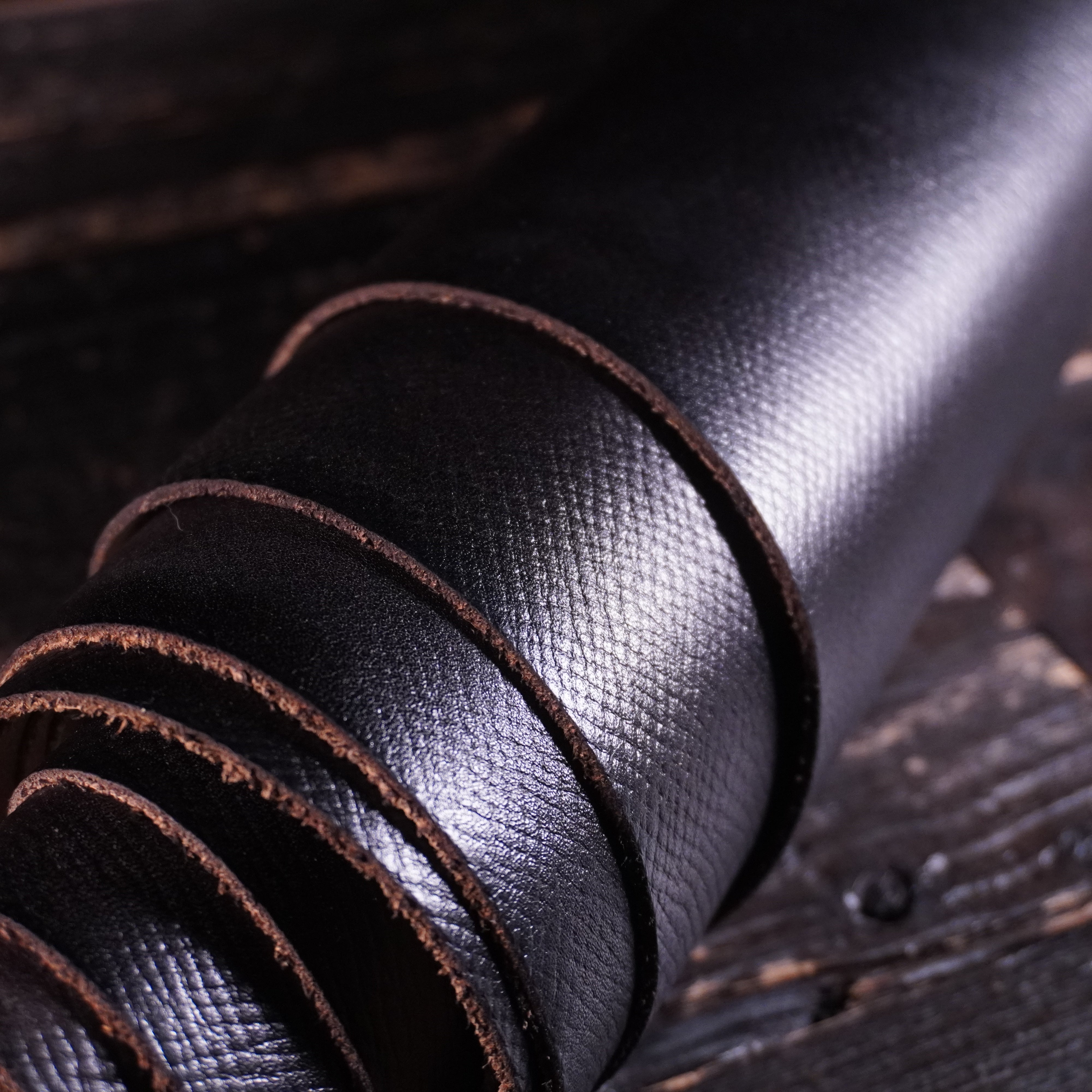 Horween - Windchester Black W/Print Nº.24