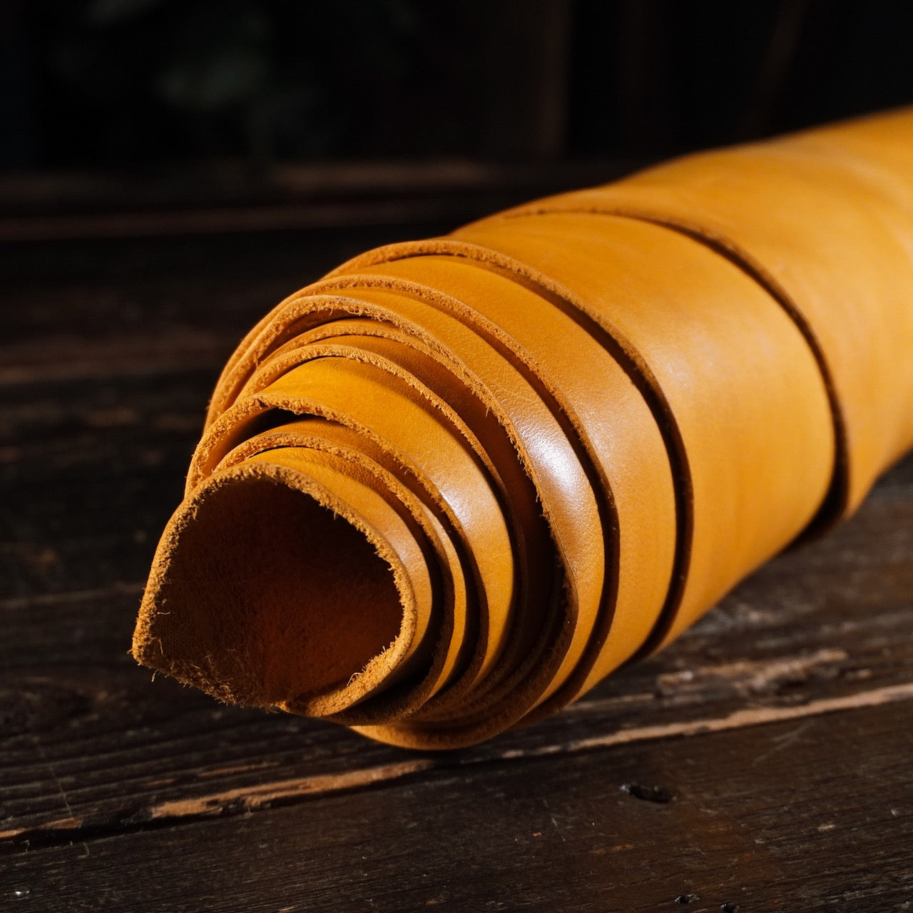 Horween - Lemon Yellow Nº.22