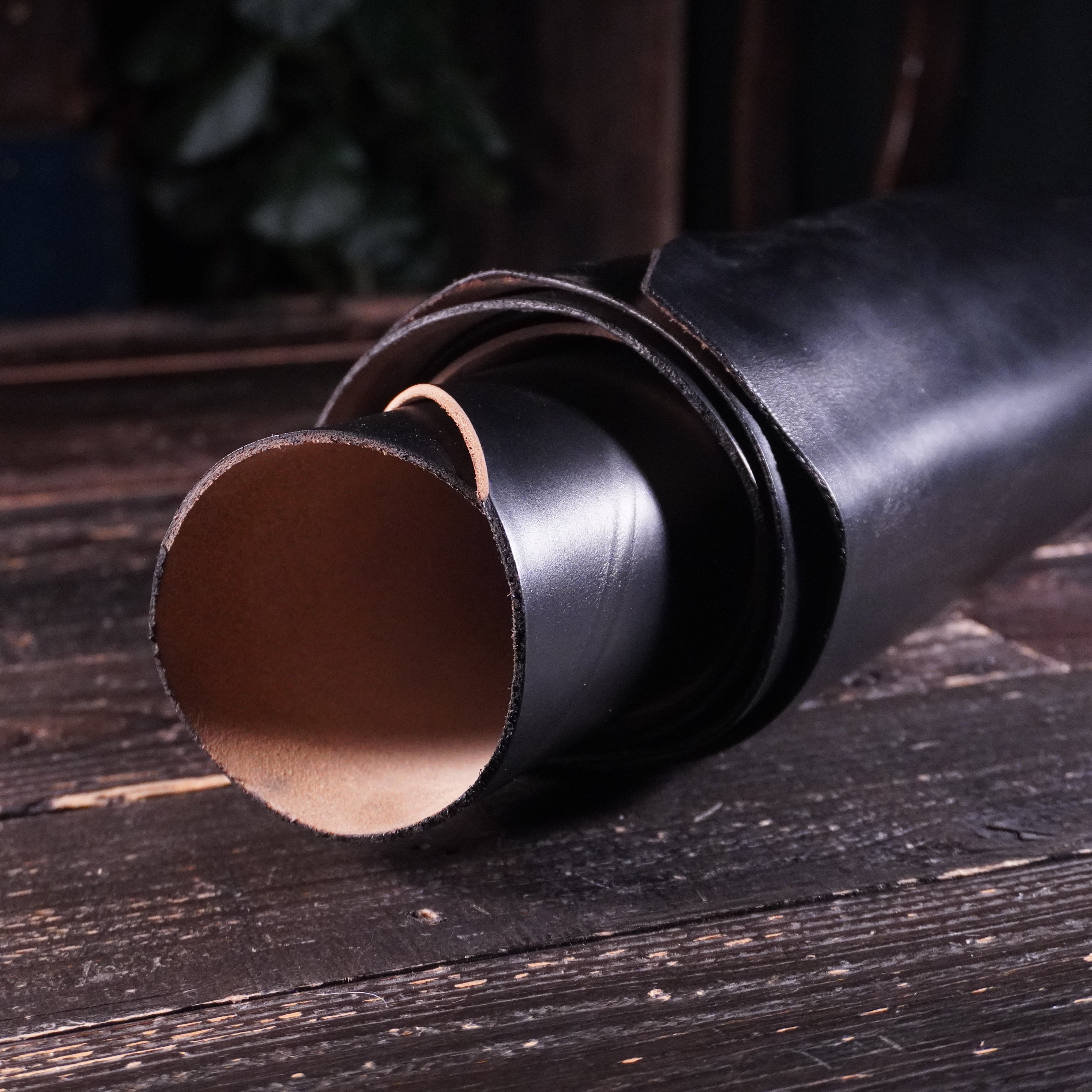 Horween - Black Chromexcel Nº.8