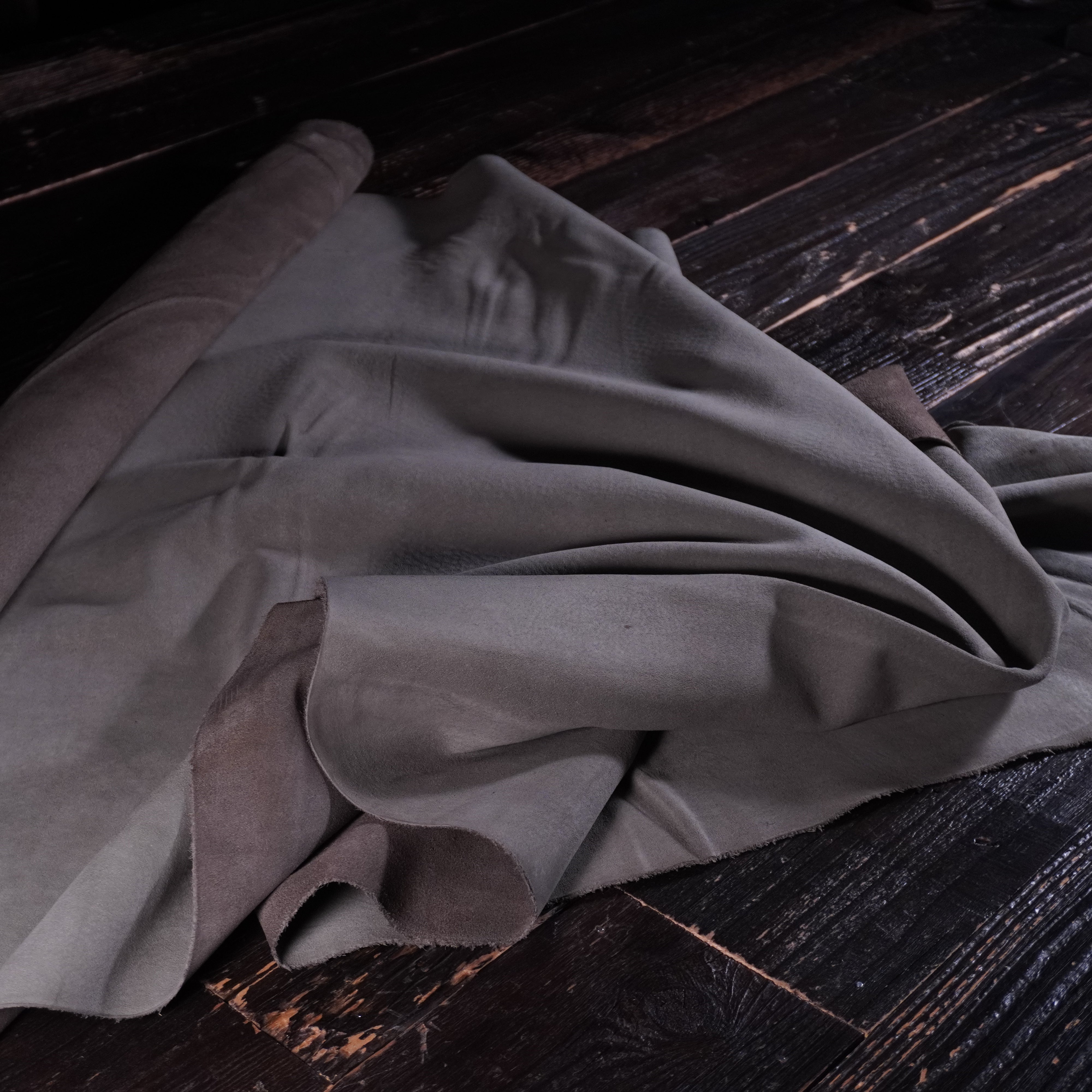 Horween - Castle Nubuck Nº.6