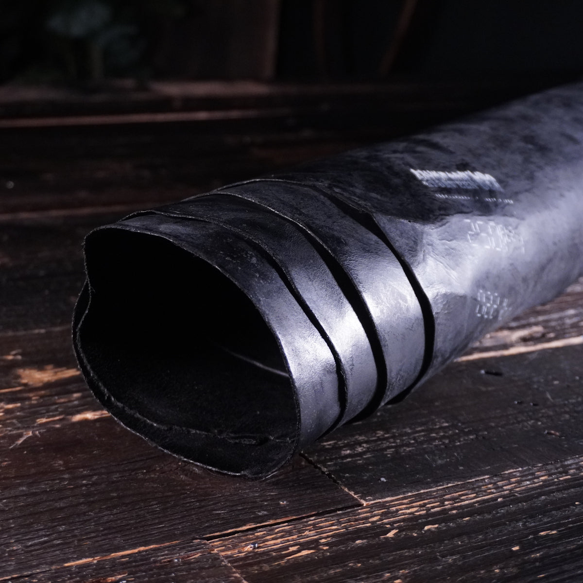 Horween - Waxed Double Horse Front Black Nº.23
