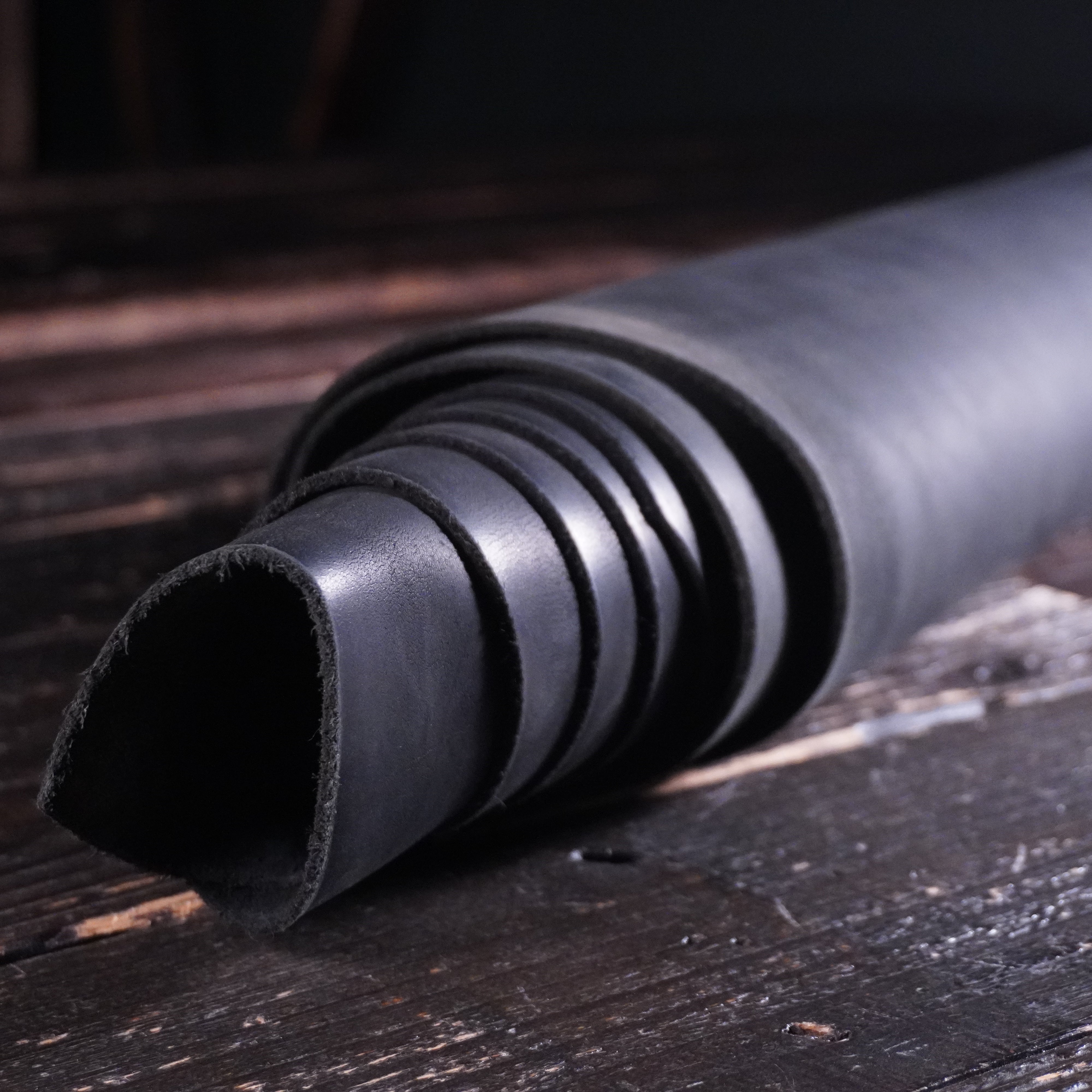 Horween - Oak Black Nº.3