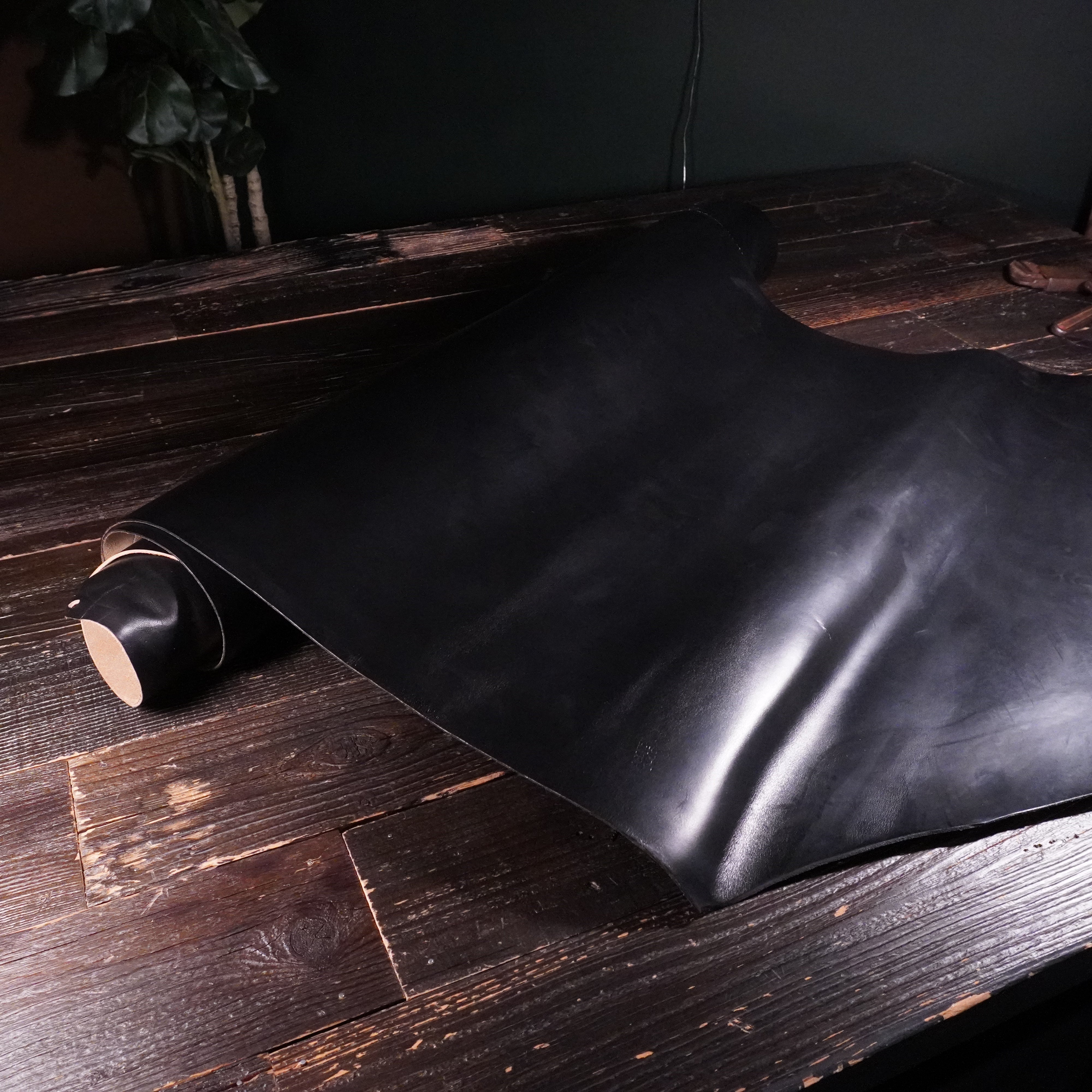 Horween - Black Chromexcel Nº.3