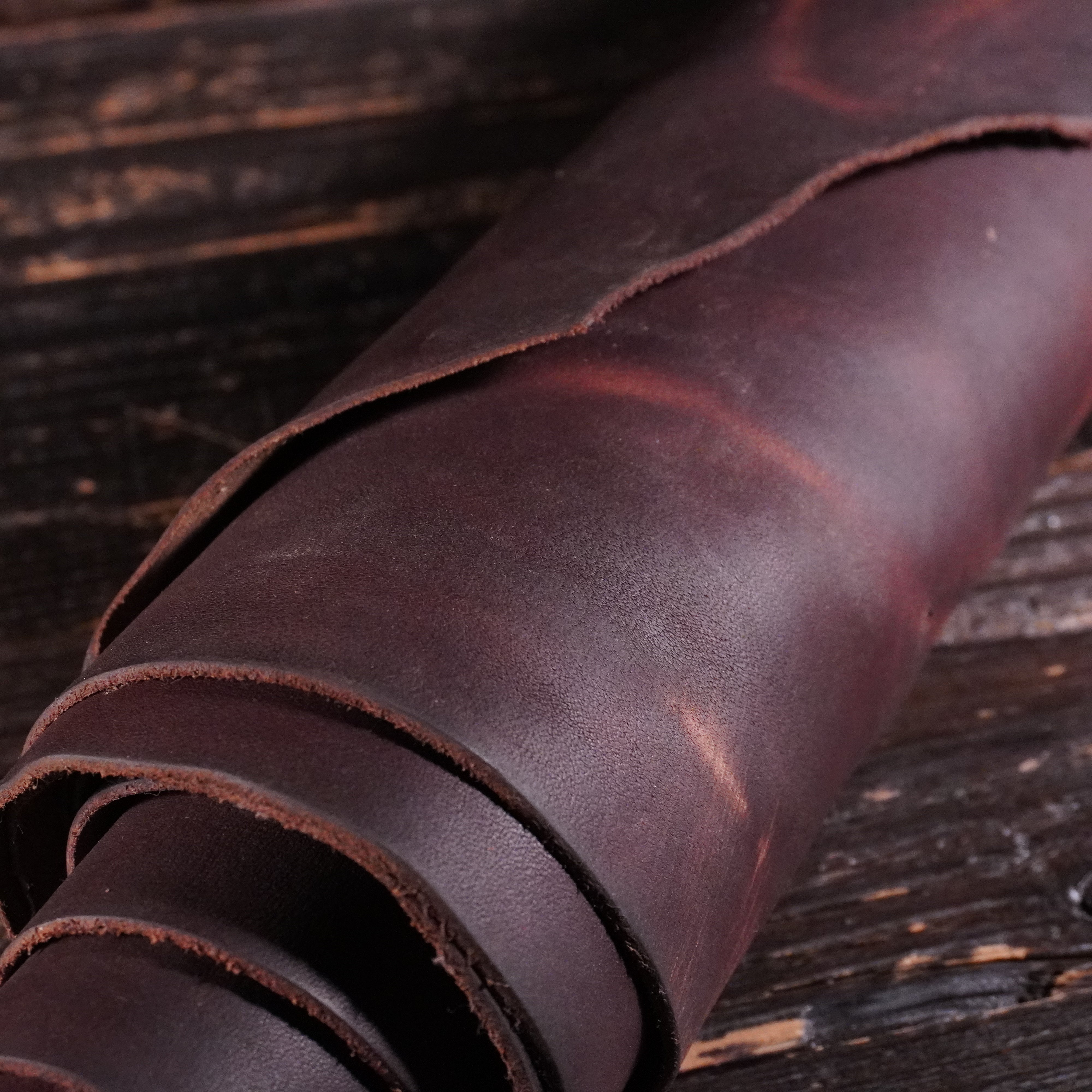 Horween - Twisted Mahogany Nº.9