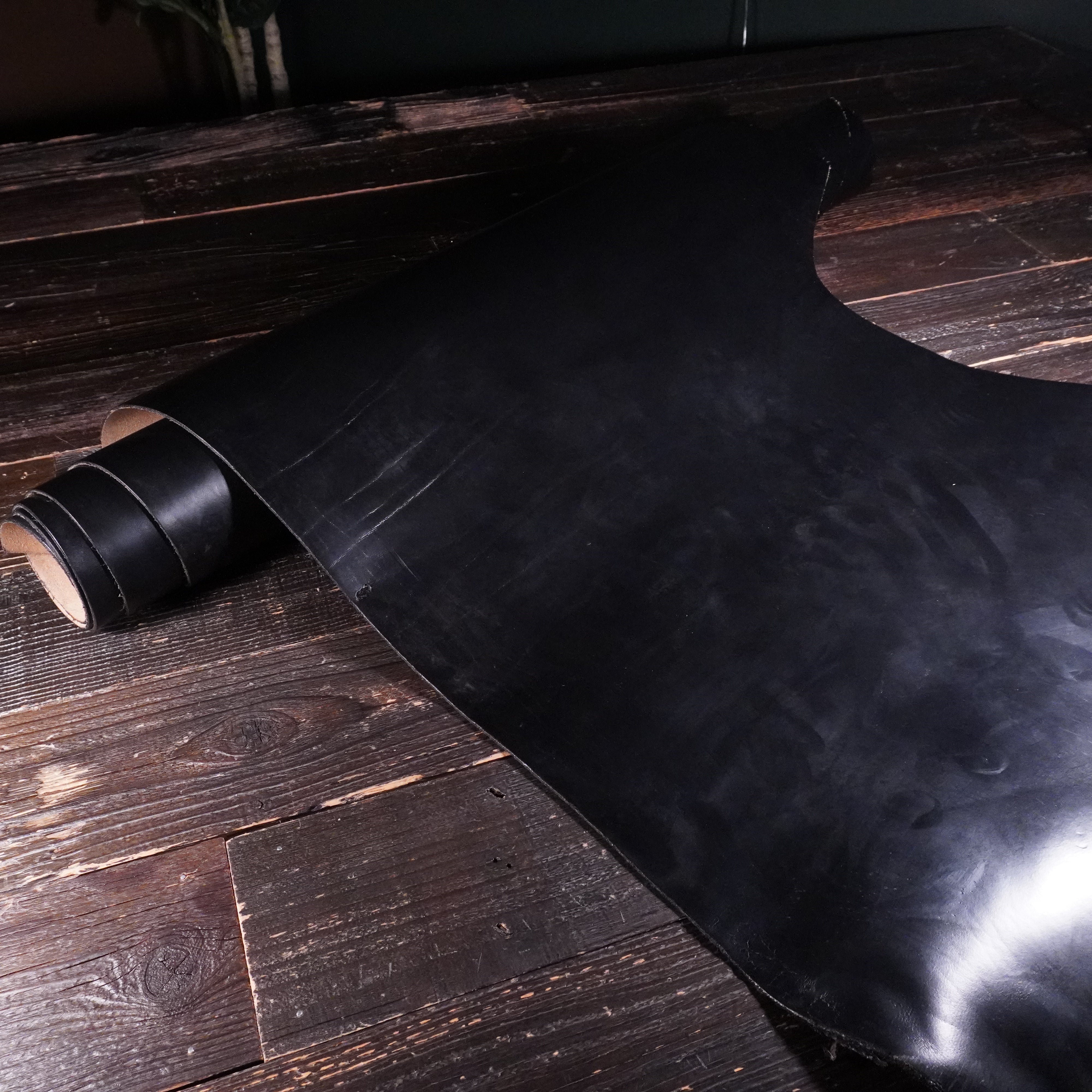 Horween - Black Chromexcel Nº.7