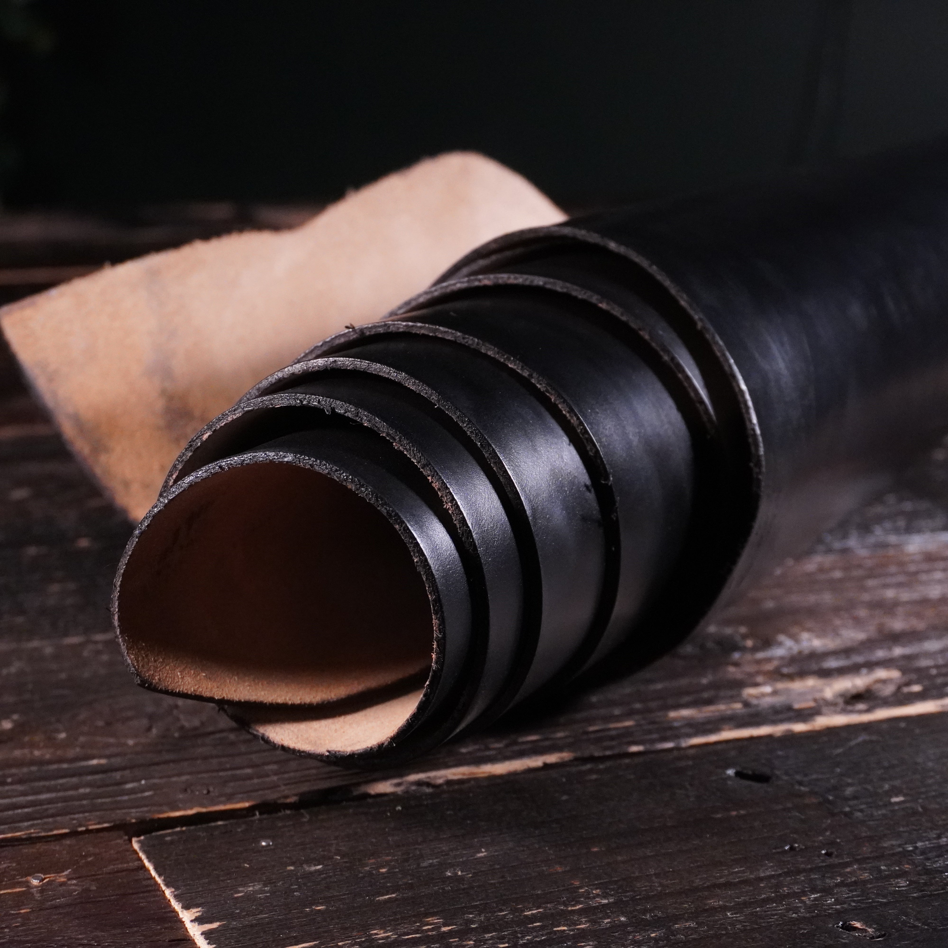 Horween - Black Chromexcel Nº.7