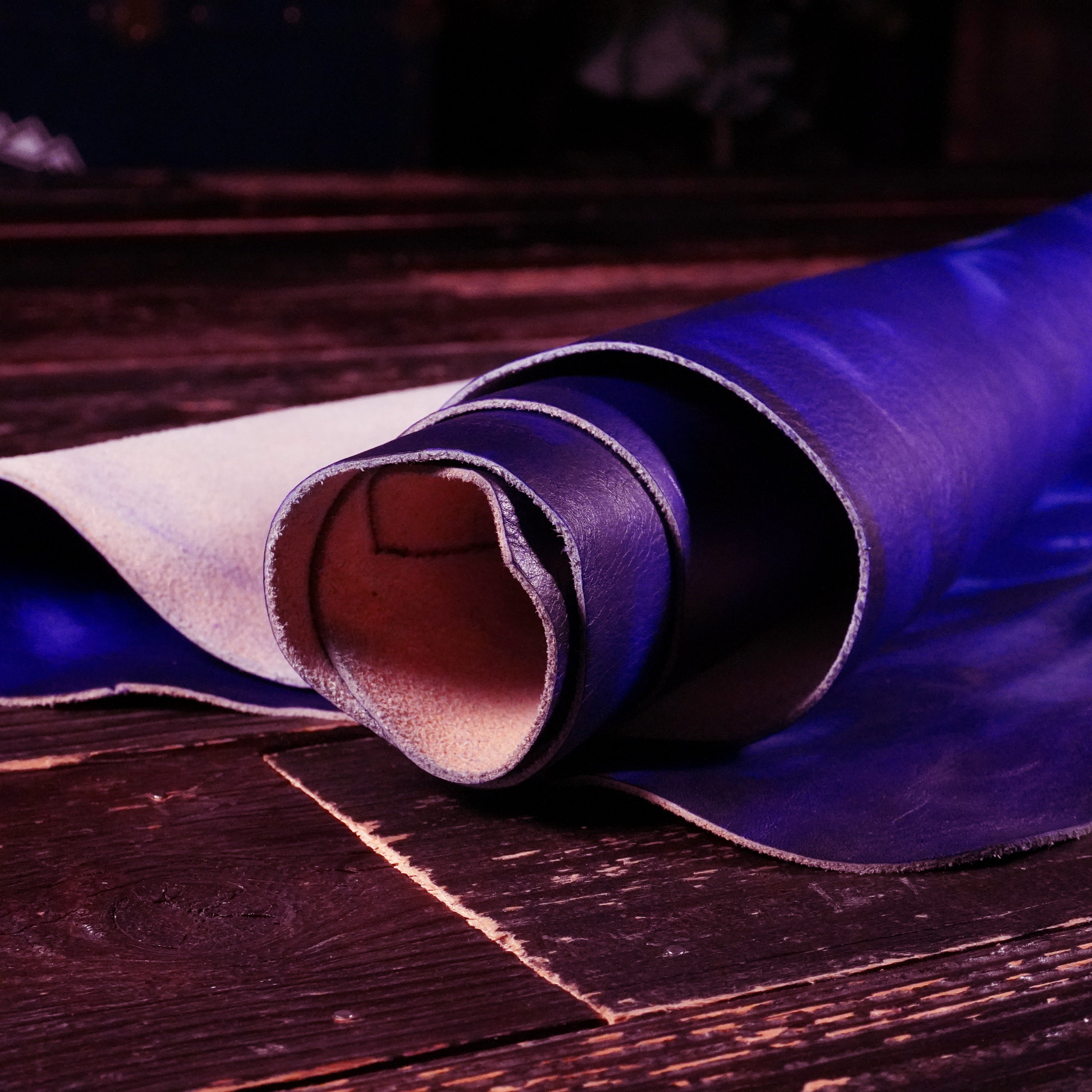 La Bretagna - Matte Fluid Oil Violet Blue Nº.19