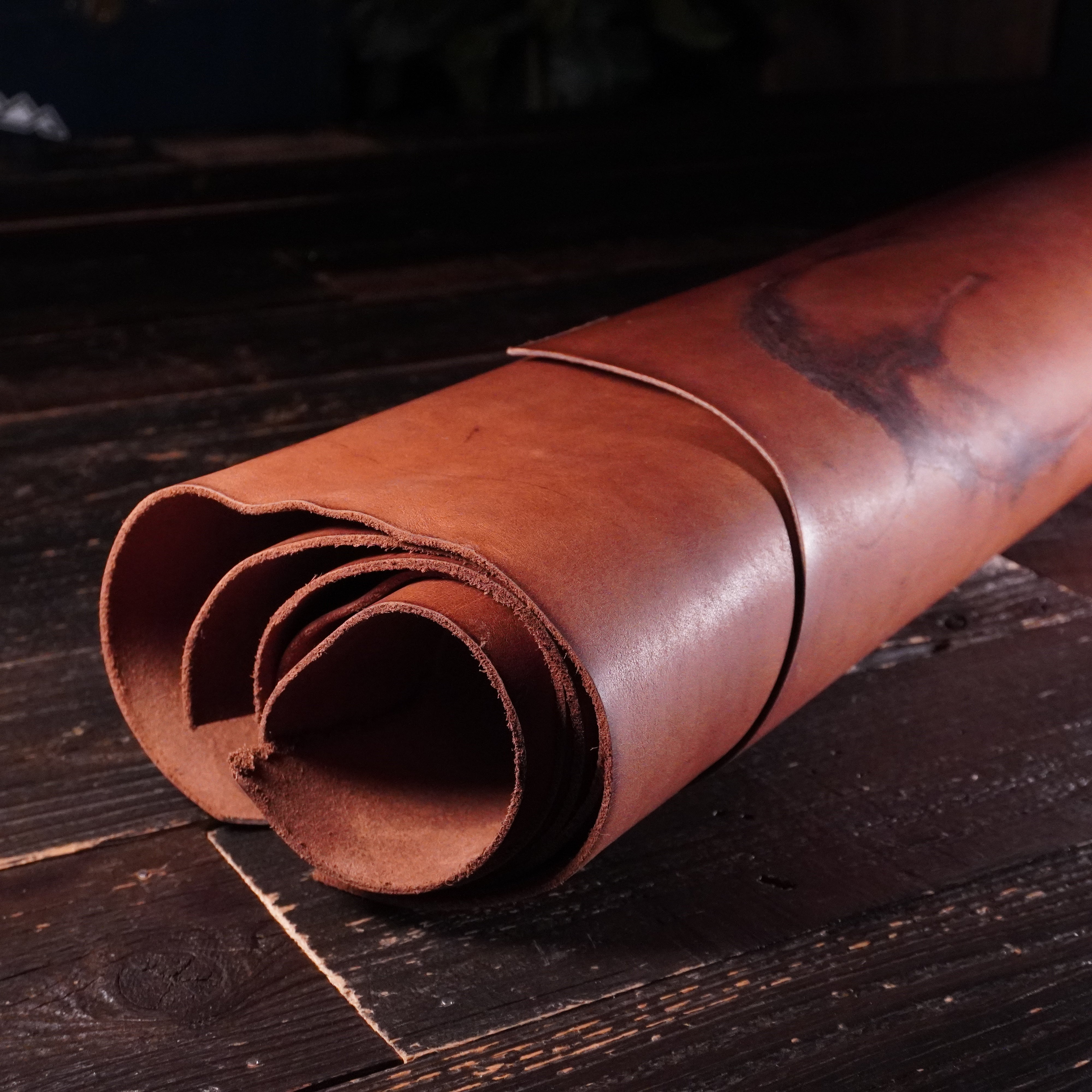 S.B. Foot - Worn Red Dawn Nº.16